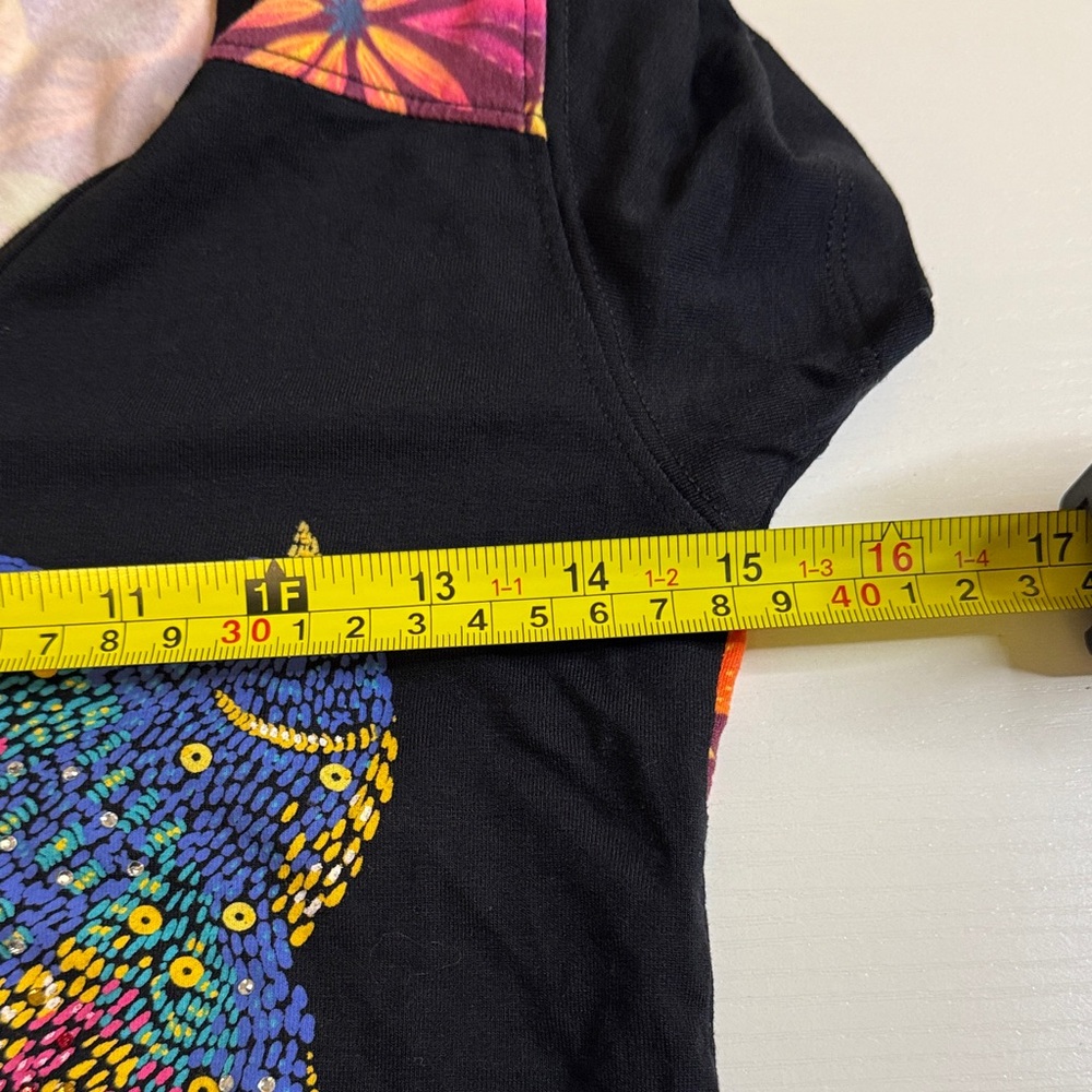 Ay Güey! V-Neck Black Top with Colorful Bird Design - Picture 7 of 8